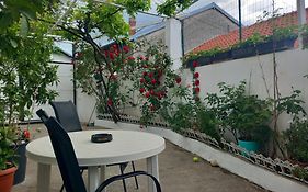 Hostel Dada